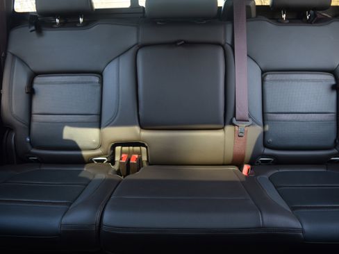 Used 2020 GMC Sierra 3500 Denali w/ Denali Ultimate Package image 15