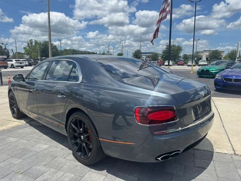 Used 2018 Bentley Flying Spur S V8 AWD/4WD image 4