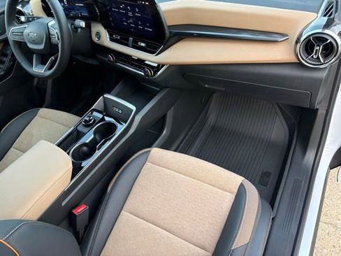 New 2026 Chevrolet Equinox ACTIV FWD image 15
