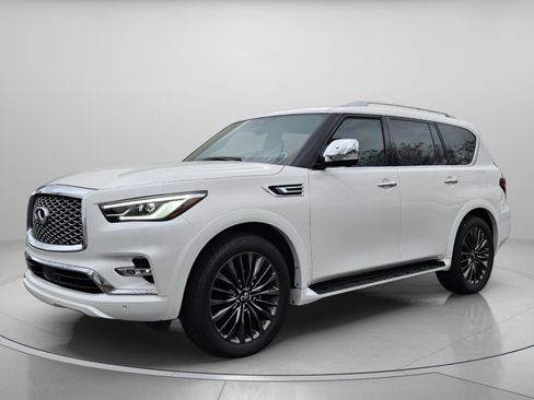 Certified 2024 INFINITI QX80 Sensory w/ All-Season Package image 2