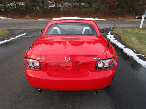 Used 2007 MAZDA MX-5 Miata Grand Touring w/ Premium Pkg image 6
