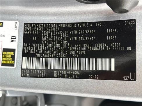 Used 2025 Toyota Corolla Cross LE image 27