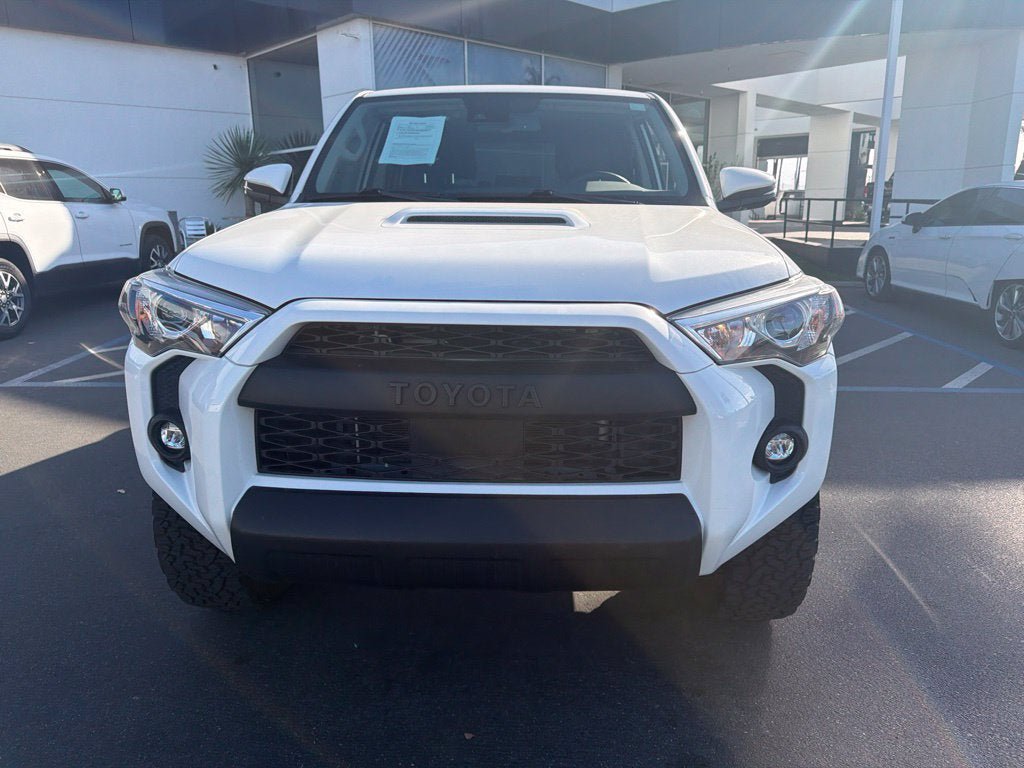 Used 2022 Toyota 4Runner TRD Off-Road Premium w/ Moonroof Package AWD/4WD image 3