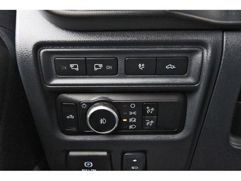 Used 2024 Ford F150 Platinum w/ FX4 Off-Road Package AWD/4WD image 20