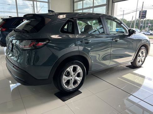 Used 2023 Honda HR-V LX image 6