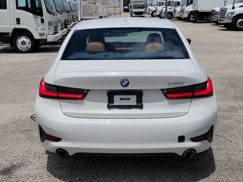 Used 2020 BMW 330i Sedan w/ Driving Assistance Package RWD image 4