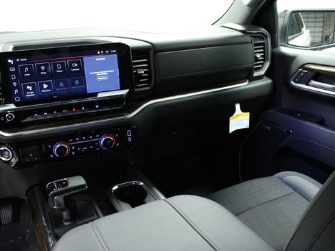 New 2025 GMC Sierra 1500 Elevation w/ Preferred Package image 19