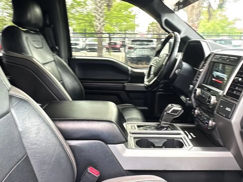 Used 2017 Ford F150 Raptor w/ Equipment Group 802A Luxury AWD/4WD image 9