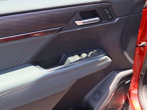 New 2026 GMC Acadia AT4 w/ Luxury Package AWD/4WD image 18