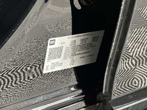 Used 2024 GMC Hummer EV 2X w/ Extreme Off-Road Package image 35