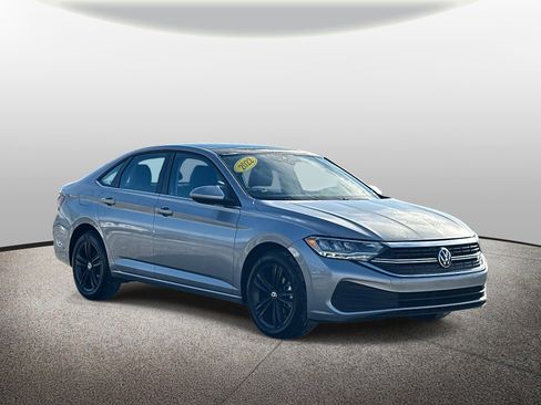 Used 2022 Volkswagen Jetta SE w/ Panoramic Sunroof Package image 7