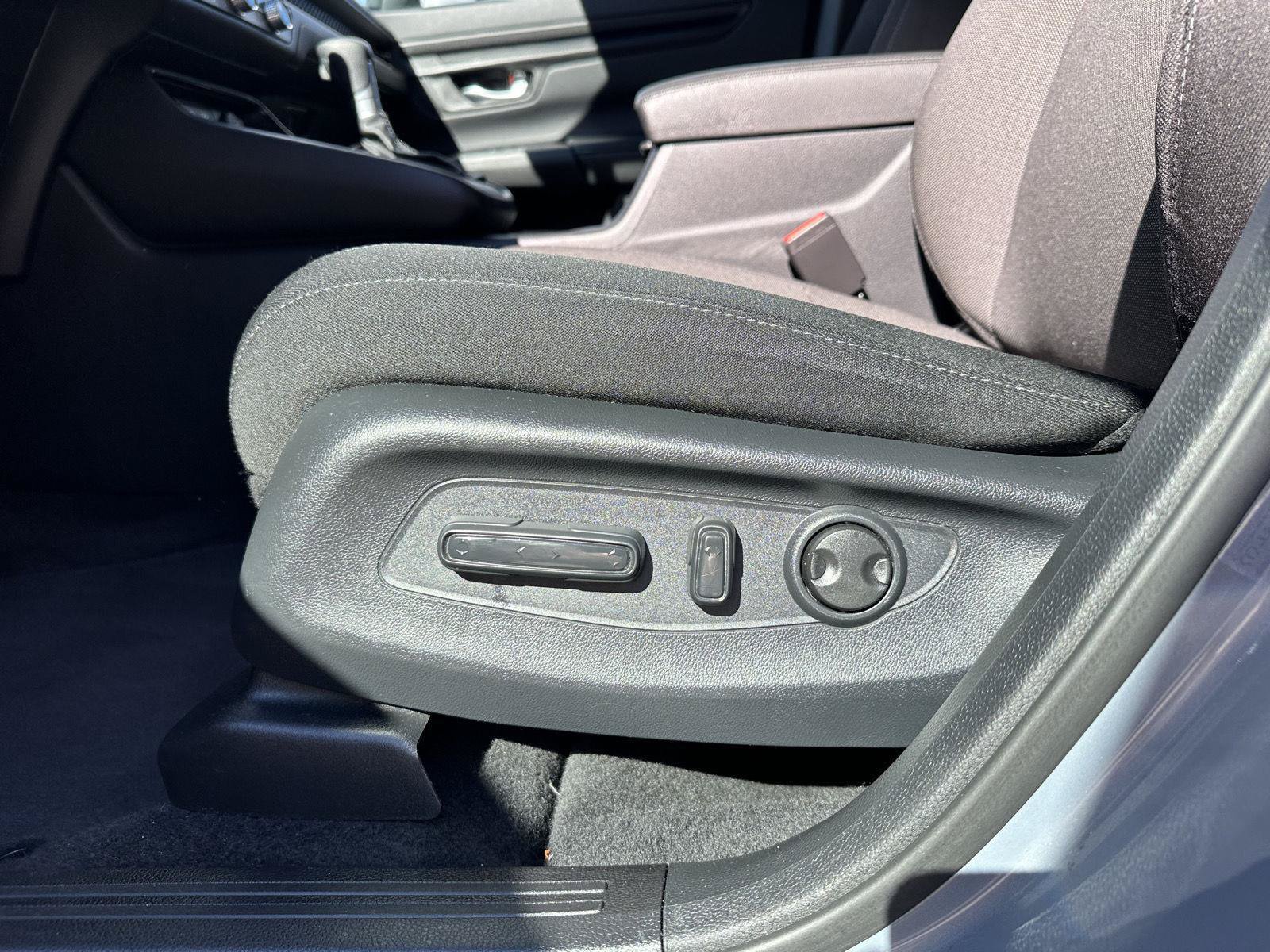 Certified 2024 Honda CR-V EX image 30