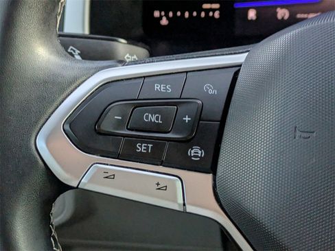 Used 2022 Volkswagen Atlas SE image 27