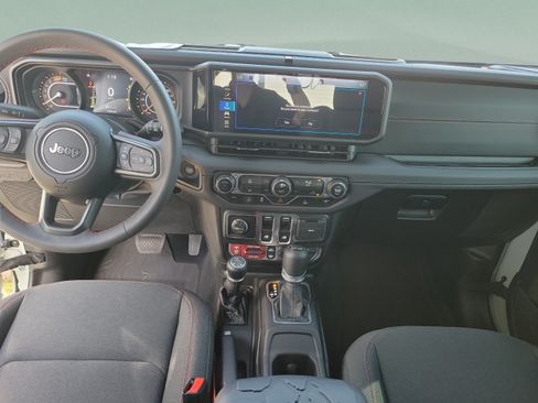 Certified 2024 Jeep Wrangler Rubicon AWD/4WD image 8