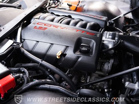 Used 2008 Pontiac Solstice GXP w/ Premium Package RWD image 26