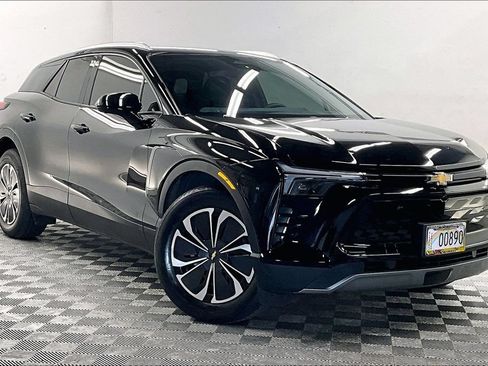 Used 2024 Chevrolet Blazer EV LT AWD/4WD image 11