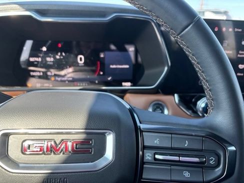 Used 2024 GMC Canyon AT4 AWD/4WD image 28