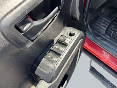 Used 2022 Toyota Tacoma SR w/ SR Convenience Package RWD image 20