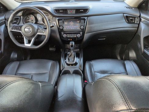 Used 2020 Nissan Rogue SL w/ Premium Package image 17