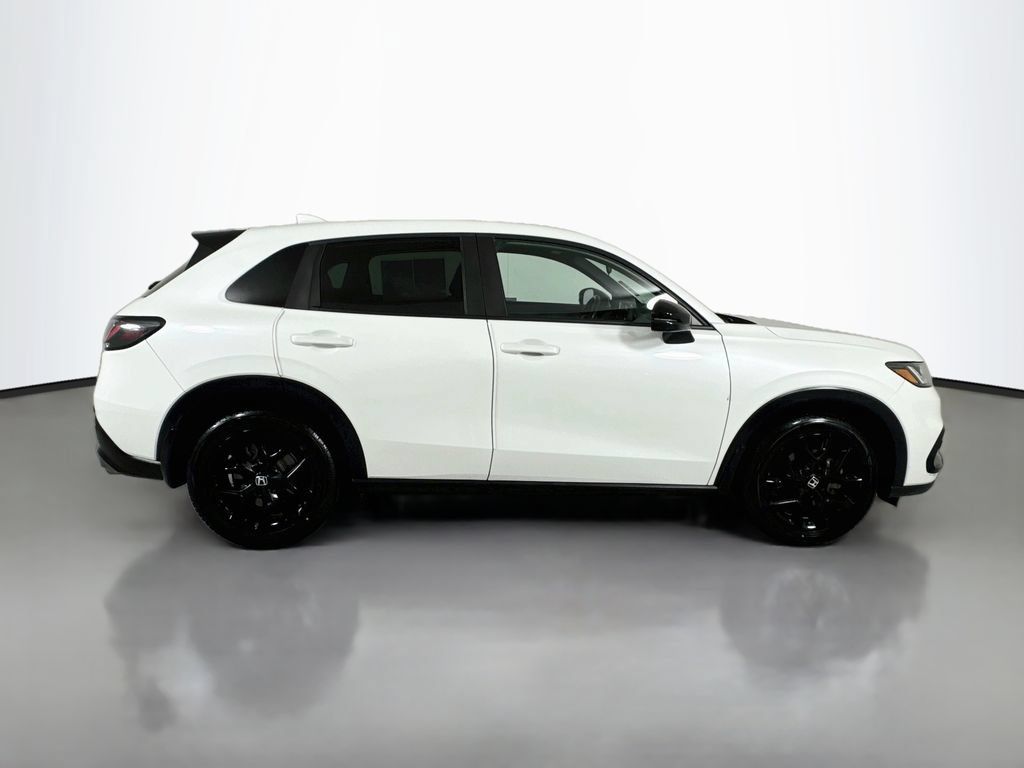 Used 2023 Honda HR-V Sport image 8