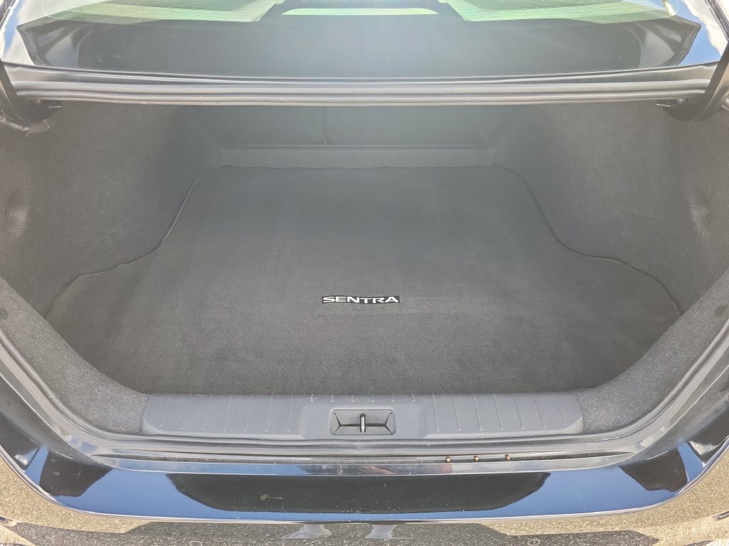 Used 2025 Nissan Sentra S FWD image 7