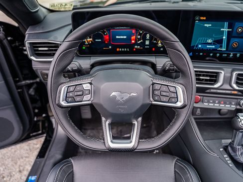 New 2025 Ford Mustang Premium image 40