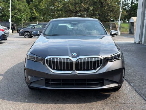 Used 2026 BMW 530i xDrive AWD/4WD image 6