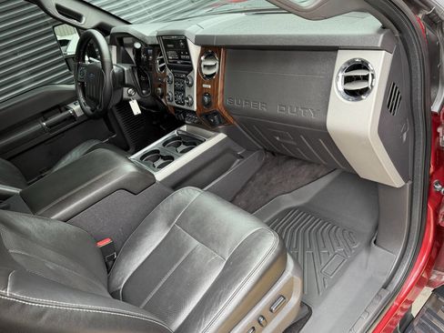 Used 2015 Ford F250 Lariat w/ Chrome Package image 22