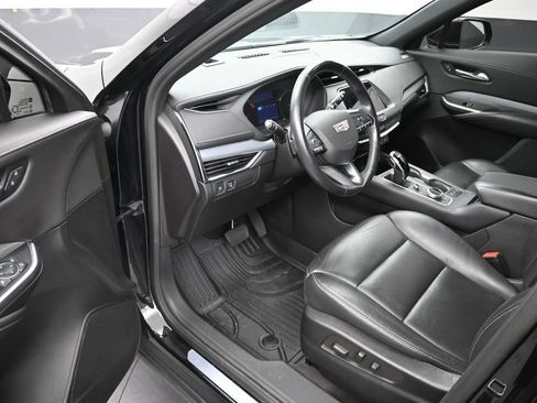 Used 2023 Cadillac XT4 Premium Luxury w/ Driver Assist Package image 10