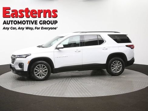Used 2023 Chevrolet Traverse LT w/ Rear Camera Mirror Package AWD/4WD image 59