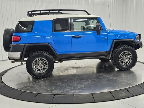 Used 2007 Toyota FJ Cruiser 4WD image 6