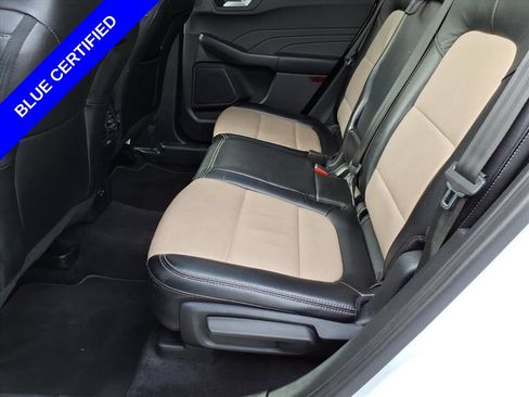 Certified 2022 Ford Escape Titanium w/ Titanium Elite Package AWD/4WD image 13