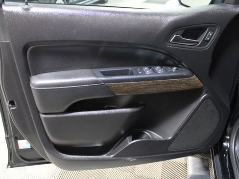 Used 2019 GMC Canyon Denali image 14