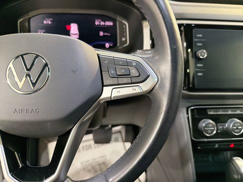 Used 2020 Volkswagen Atlas Cross Sport SEL Premium image 15