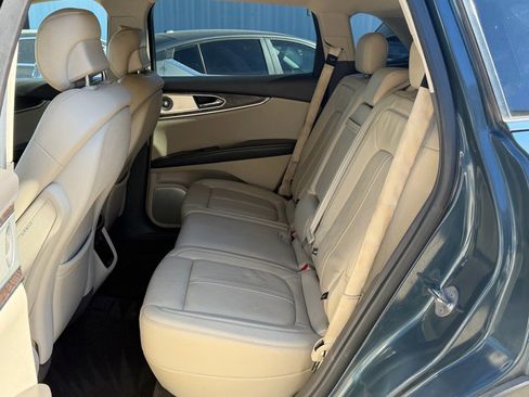 Used 2016 Lincoln MKX Reserve w/ Luxury Package image 10