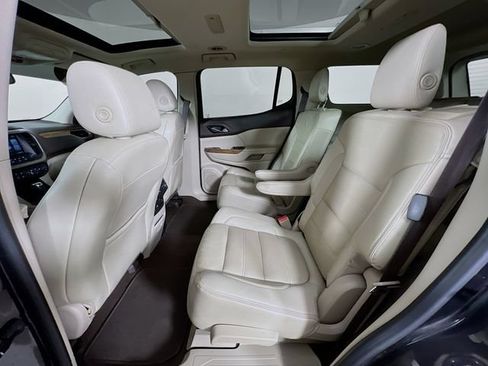 Used 2017 GMC Acadia Denali w/ Technology Package AWD/4WD image 24