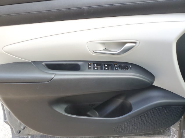 Used 2025 Hyundai Tucson SEL AWD/4WD image 22