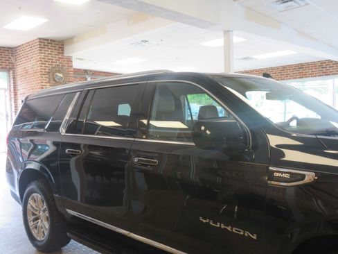 Used 2021 GMC Yukon XL SLT RWD image 60