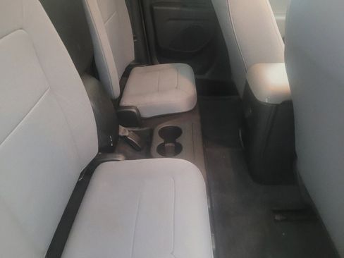 Used 2019 Chevrolet Colorado W/T w/ WT Convenience Package RWD image 19
