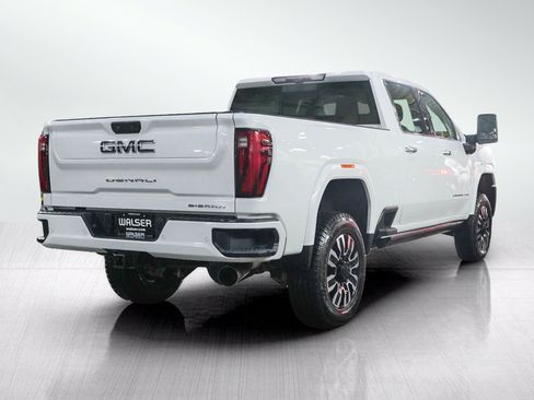 Used 2025 GMC Sierra 3500 Denali Ultimate AWD/4WD image 5