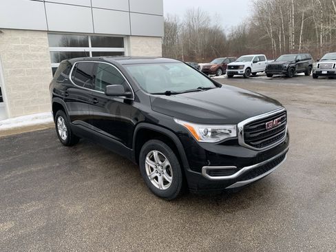 Used 2019 GMC Acadia SLE w/ LPO, Floor Liner Package image 10