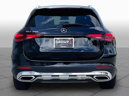 Used 2025 Mercedes-Benz GLC 300 image 5
