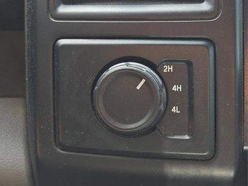 Used 2020 Ford F150 XL w/ Equipment Group 101A Mid image 26