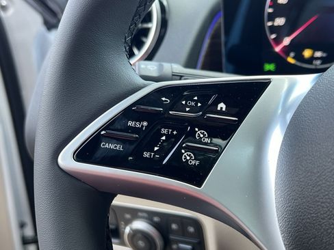 New 2026 Mercedes-Benz GLB 250 4MATIC image 36