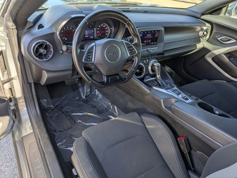 Certified 2023 Chevrolet Camaro LT image 23