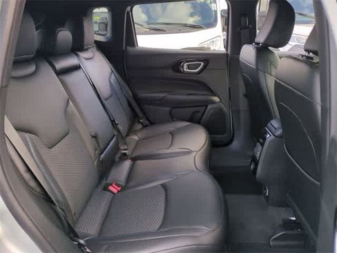 New 2026 Jeep Compass Latitude image 21