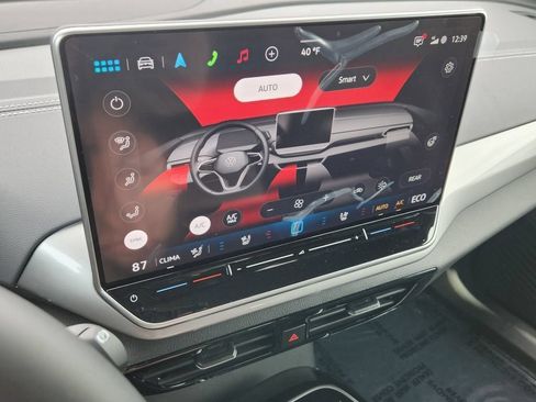 New 2026 Volkswagen ID.4 Pro S Plus AWD/4WD image 9