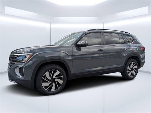 New 2026 Volkswagen Atlas SE image 7