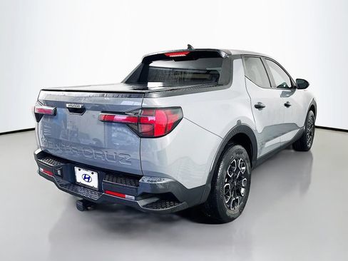 Certified 2024 Hyundai Santa Cruz SE FWD image 5