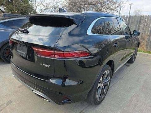 Used 2021 Jaguar F-PACE R-Dynamic S image 3